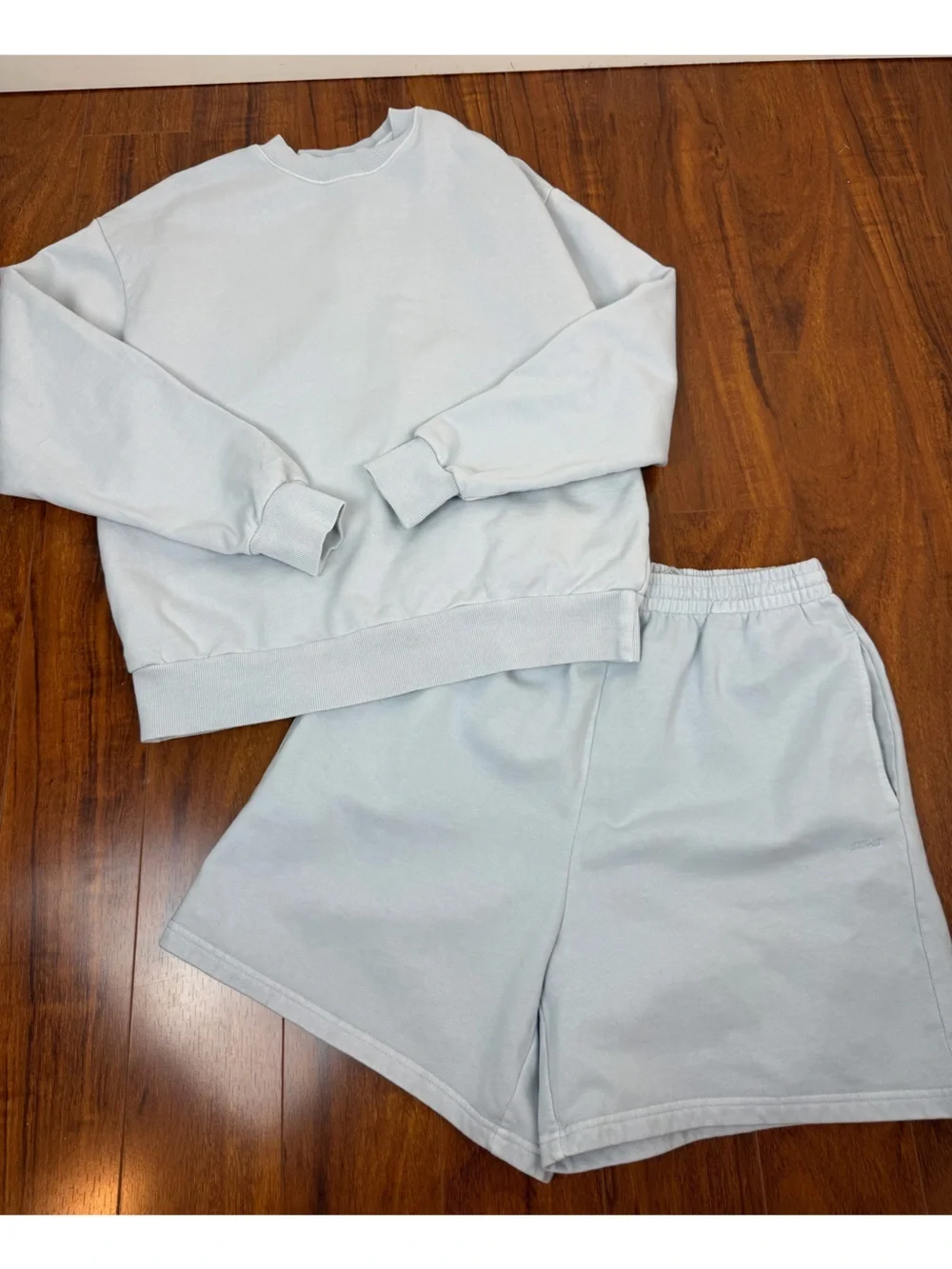 Skims 2 Piece Set Cotton Fleece Classic Crew Sweatshirt Shorts Size XS - M